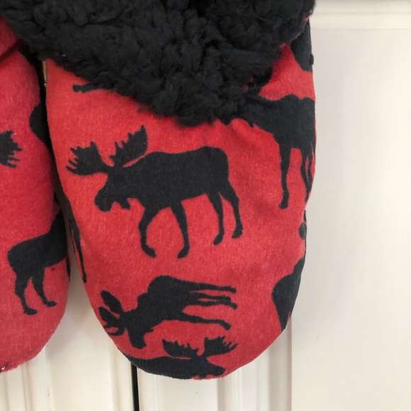 🫎 NWT Lazy One Women’s Moose Fuzzy Feet slippers - Picture 4 of 8